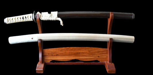 陸奥守藤原忠吉　特別保存刀剣鑑定書 Wakizashi Mutsuno－kami Fujiwara Tadayoshi ［NBTHK：Tokubetsu Hozon］品番：ＷＡ０３６