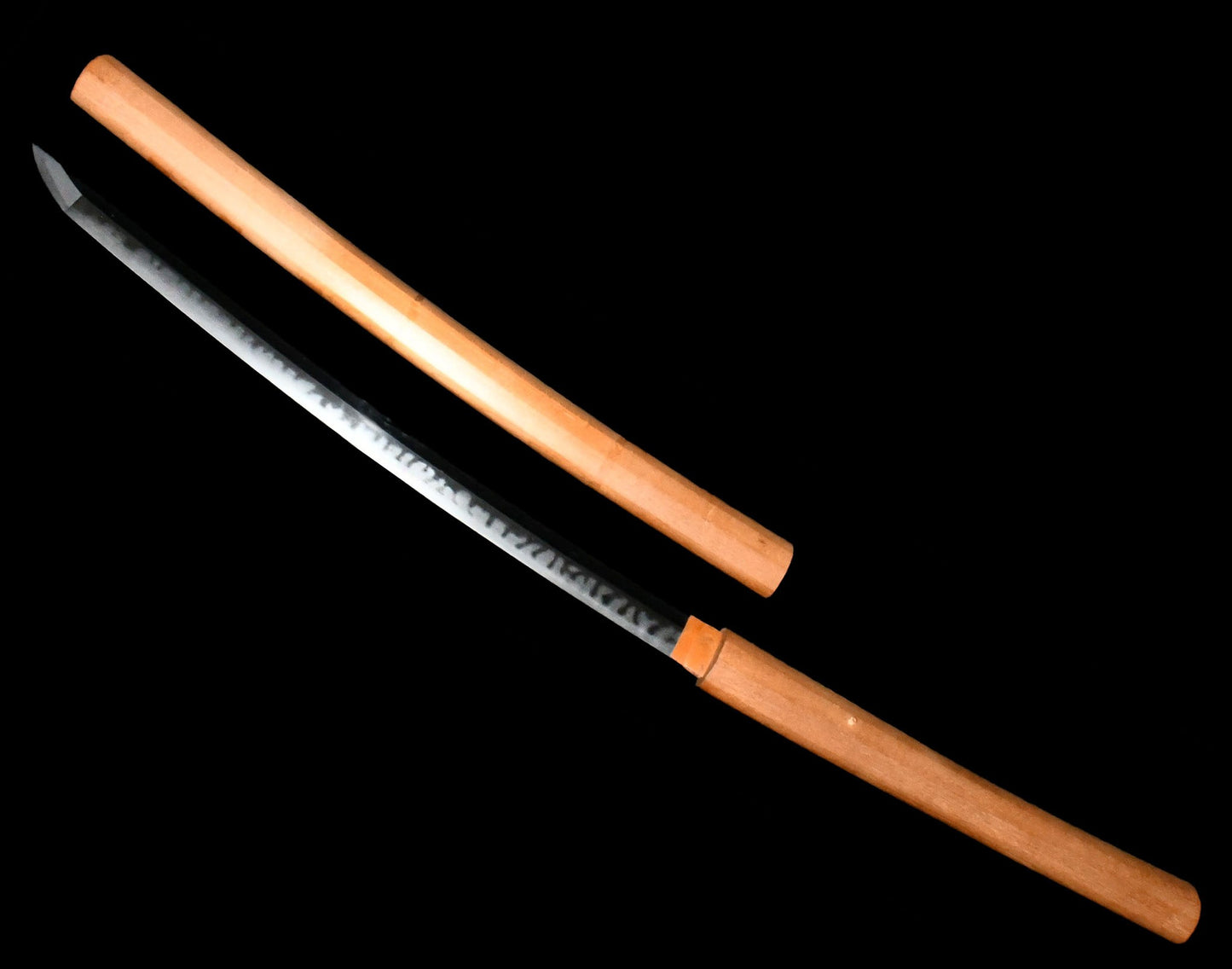 脇指　銘　信濃大掾藤原忠国　保存刀剣鑑定書　珍品 Wakizashi　Shinano daijo Fujiwara Tadakuni  ［NBTHK：Hozon］ 品番：ＷＡ０４１
