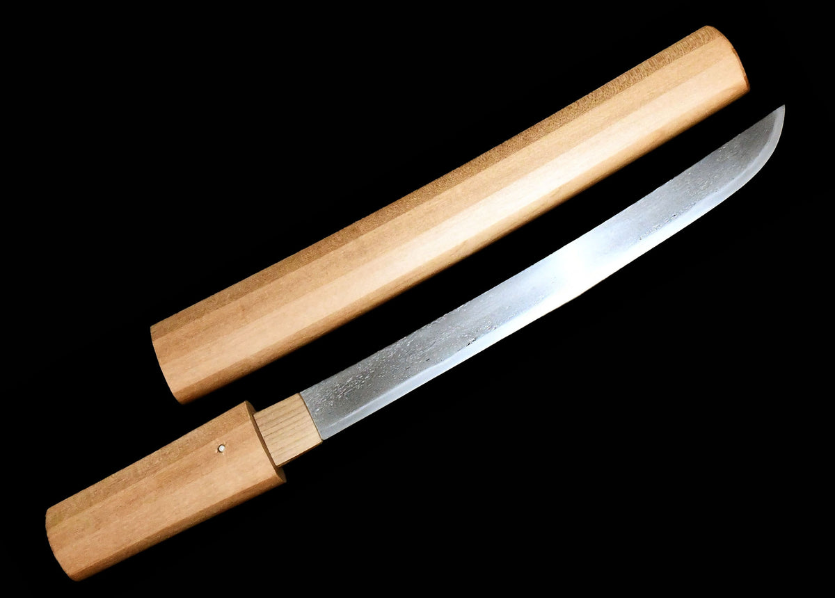 短刀　無銘（海部）保存刀剣鑑定書　鶴足皮鞘拵付 Tantou　No signature　Kaifu ［NBTHK： Hozon］ 品番：ＴＡ００８